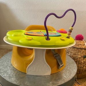 Bumbo with tray and activity center